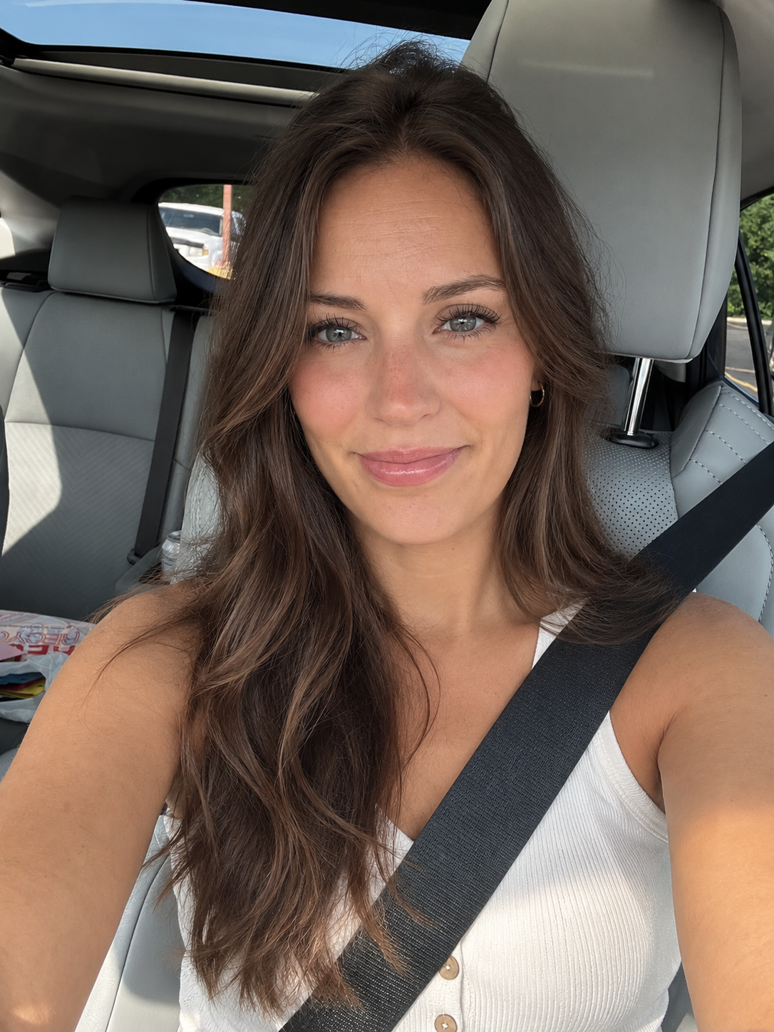 files/Selfi_luminoso_dentro_del_auto.png